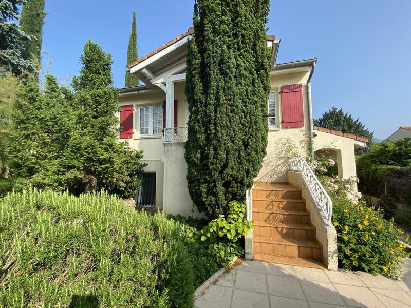 Maison - 158 m² - 7 pièces