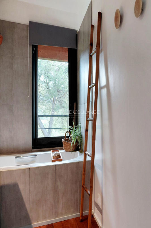 Villa - 180 m² - 5 pièces