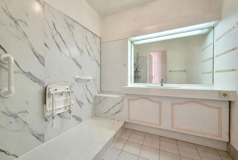 Appartement - 79 m² - 3 pièces