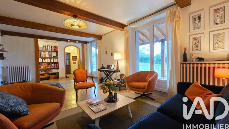 Maison - 193 m² - 8 pièces