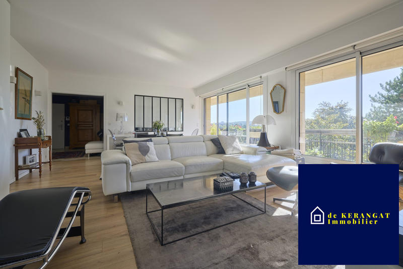 Appartement - 166 m² - 6 pièces