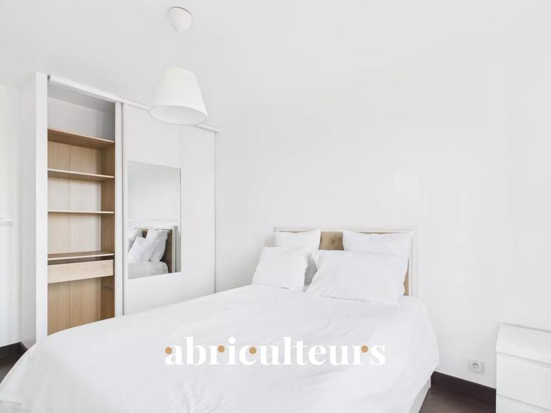 Appartement - 90 m² - 4 pièces