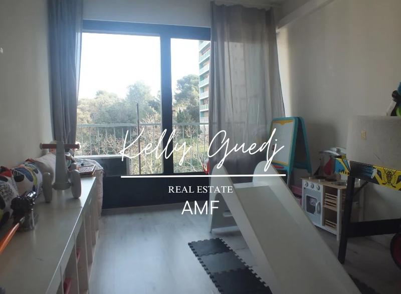 Appartement - 87 m² - 4 pièces