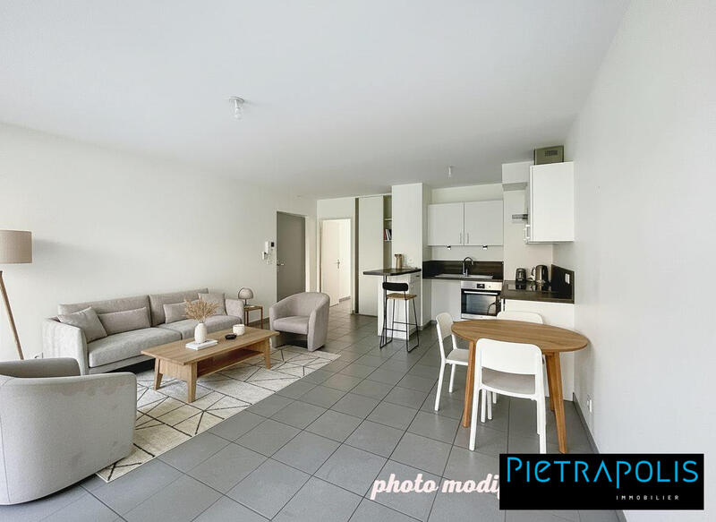 Appartement - 70 m² - 3 pièces