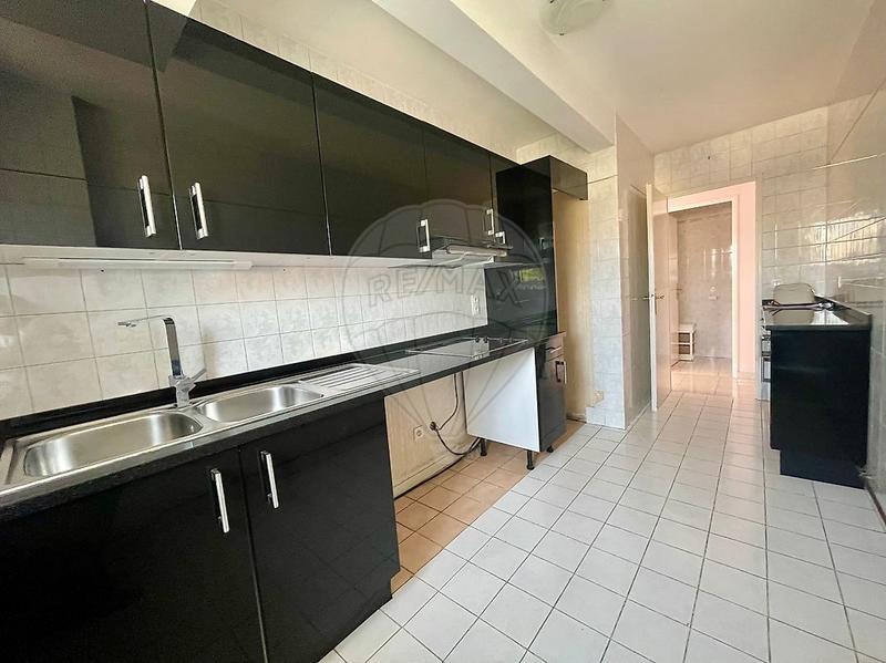 Appartement - 75 m² - 4 pièces