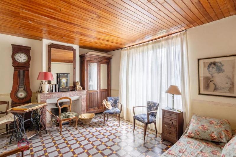 Maison de maîtres - 472 m² - 19 pièces