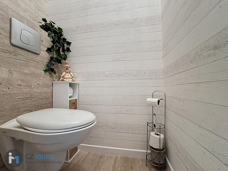 Maison - 92 m² - 5 pièces