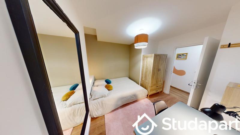 Chambre - 10 m² - 1 pièce