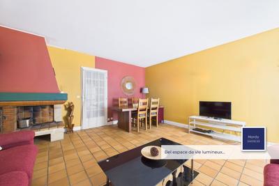 Maison - 138 m² - 6 pièces