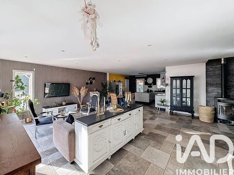 Maison - 142 m² - 6 pièces