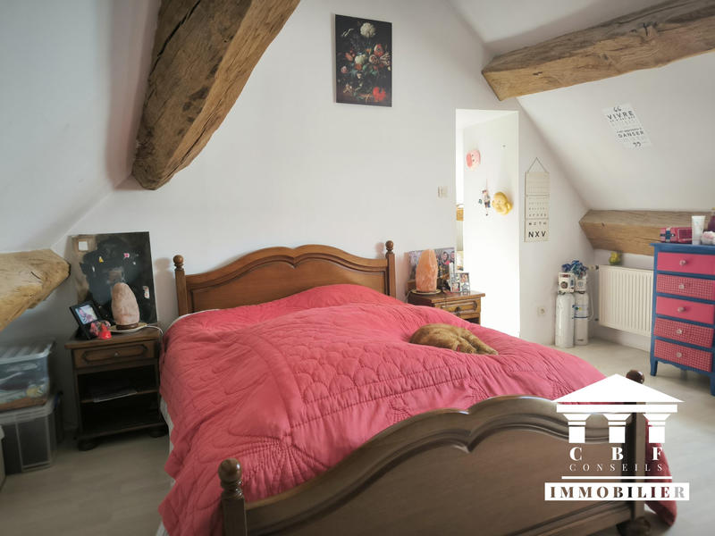 Maison - 172 m² - 9 pièces