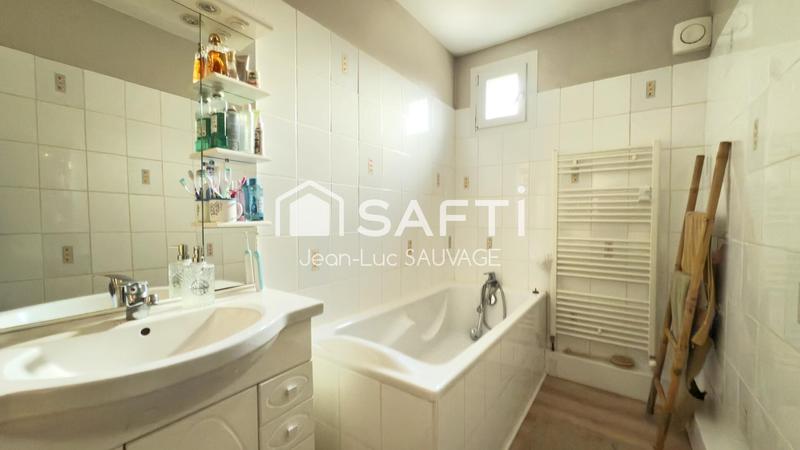 Maison - 101 m² - 4 pièces