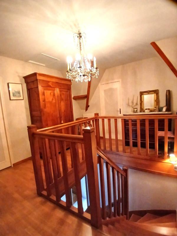 Maison - 185 m² - 7 pièces