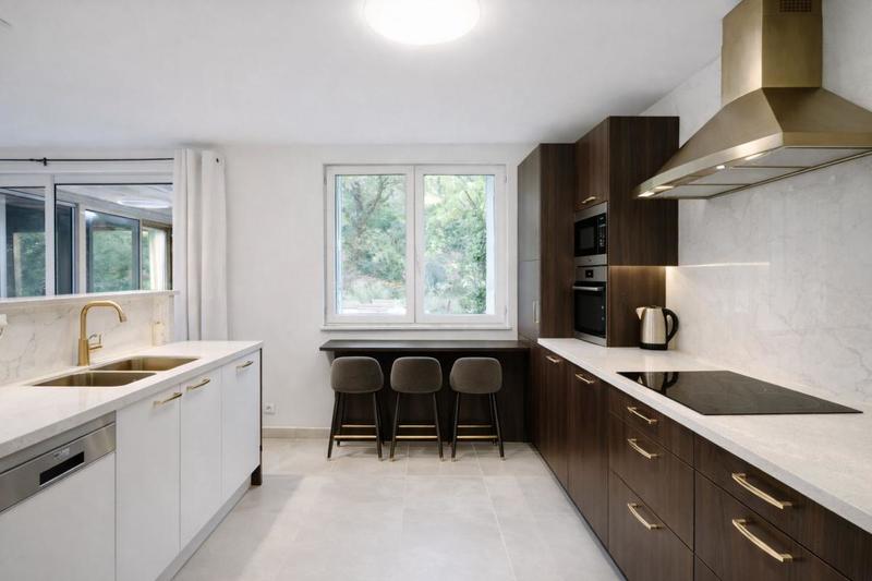 Maison - 160 m² - 6 pièces