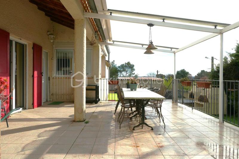 Maison traditionnelle - 107 m² - 5 pièces