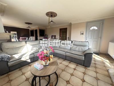 Pavillon - 193 m² - 8 pièces