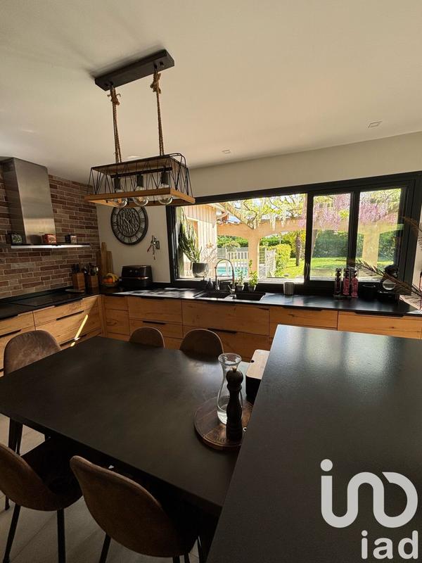 Maison - 153 m² - 6 pièces