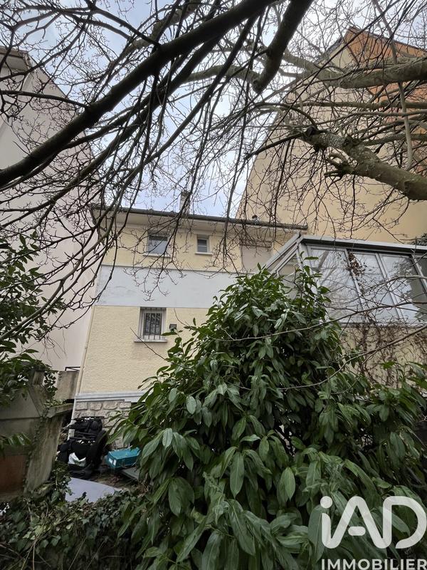 Maison - 180 m² - 5 pièces