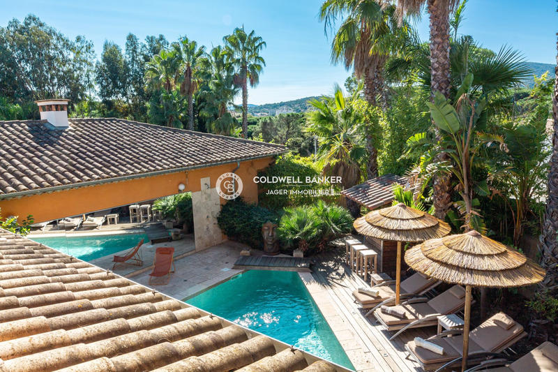 Maison - 180 m² - 6 pièces