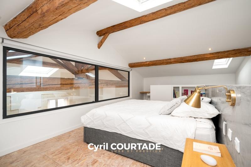 Appartement bourgeois - 130 m² - 4 pièces