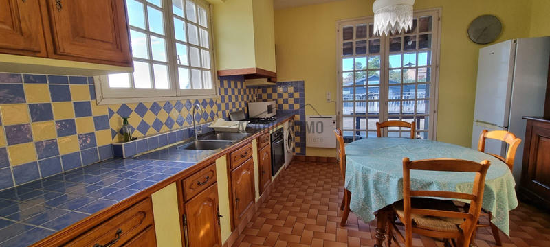 Maison - 168 m² - 6 pièces