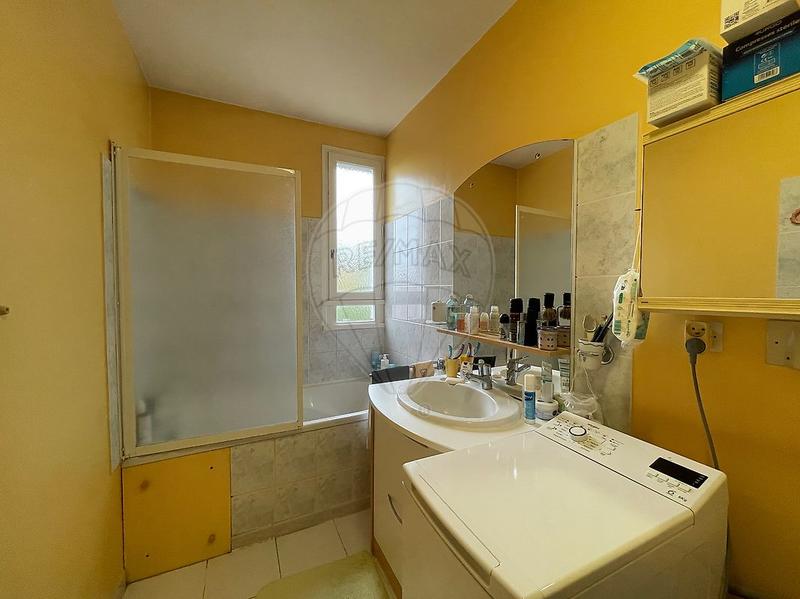 Appartement - 77 m² - 4 pièces