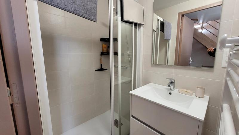 Propriété - 250 m² - 8 pièces