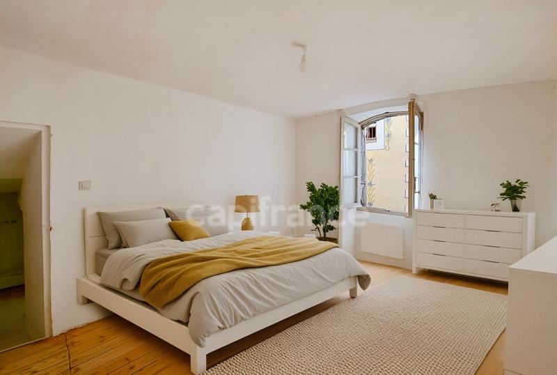 Maison de village - 90 m² - 5 pièces