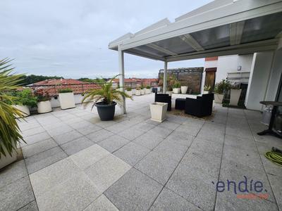 Appartement - 91 m² - 3 pièces