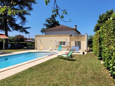 Maison - 133 m² - 5 pièces