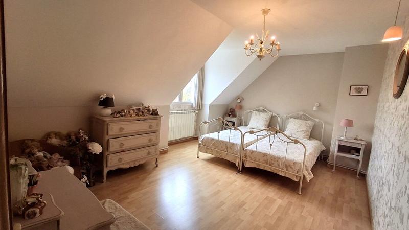 Maison - 150 m² - 7 pièces