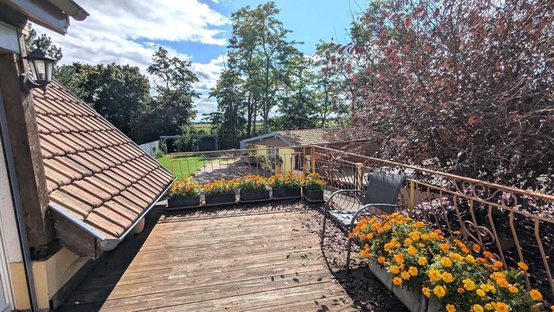 Maison - 200 m² - 6 pièces