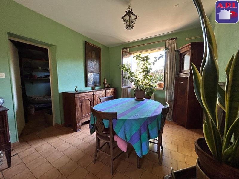 Maison - 96 m² - 6 pièces