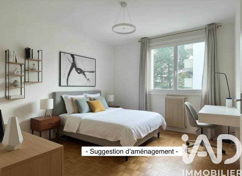 Appartement - 80 m² - 4 pièces