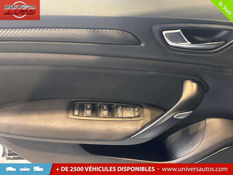 Renault Mégane IV Berline Blue DCi 115ch Intens