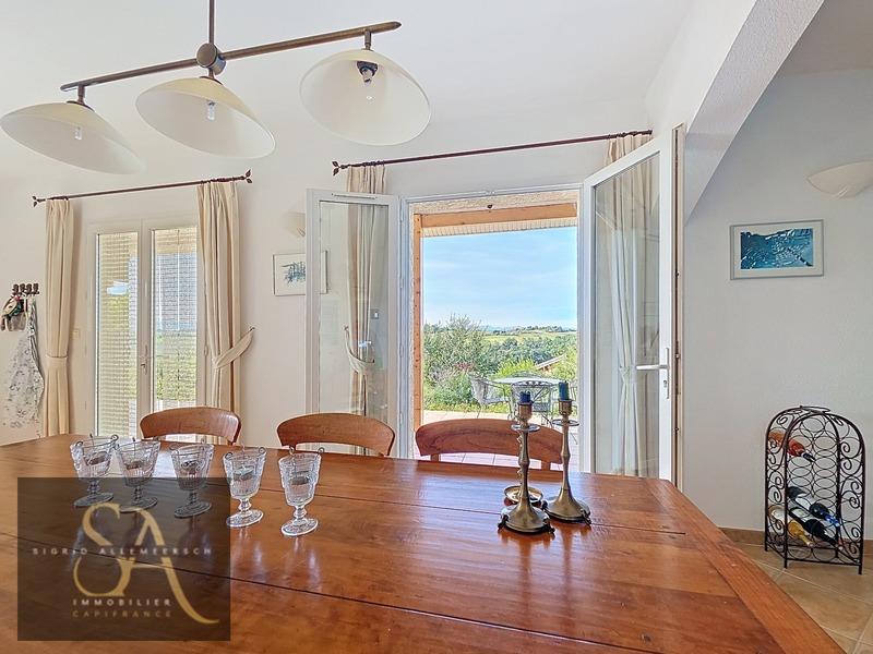 Maison - 174 m² - 5 pièces