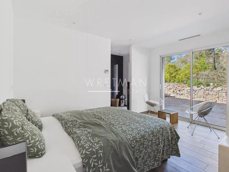 Villa - 203 m² - 5 pièces