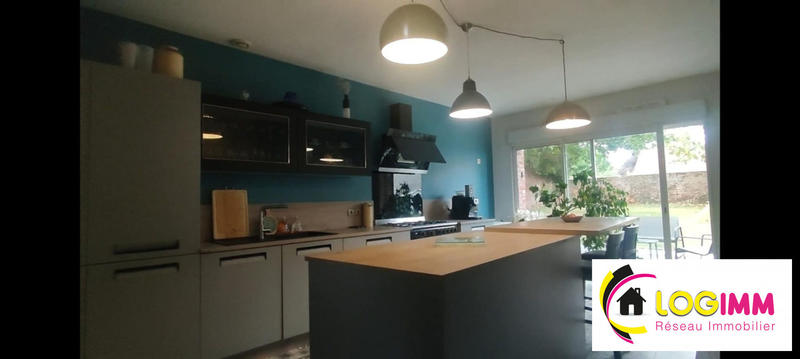 Maison - 203 m² - 10 pièces