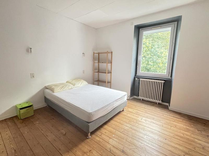 Maison - 200 m² - 7 pièces