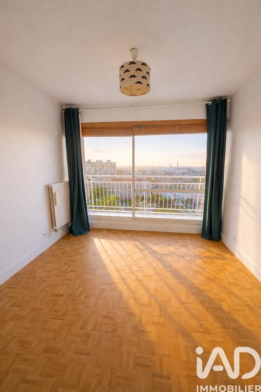 Appartement - 99 m² - 4 pièces