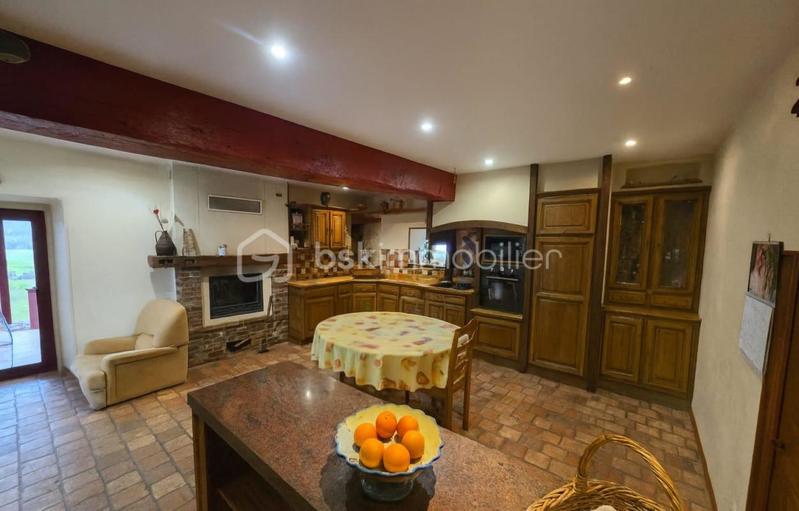 Maison en pierre - 107 m² - 6 pièces