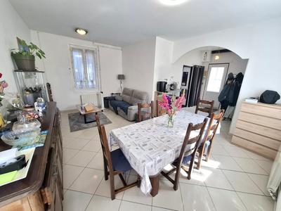 Maison - 77 m² - 4 pièces