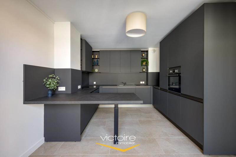 Appartement - 124 m² - 5 pièces