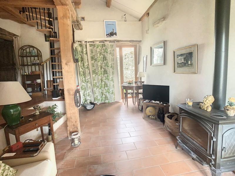 Maison - 300 m² - 7 pièces