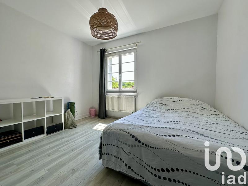 Maison - 180 m² - 8 pièces