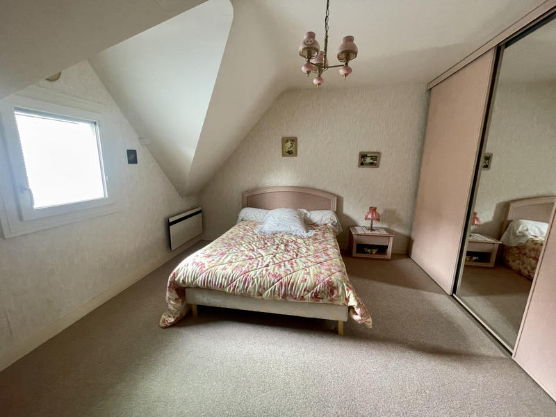 Maison - 214 m² - 5 pièces