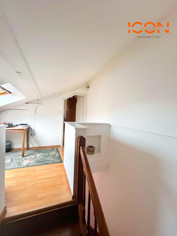 Maison - 102 m² - 4 pièces