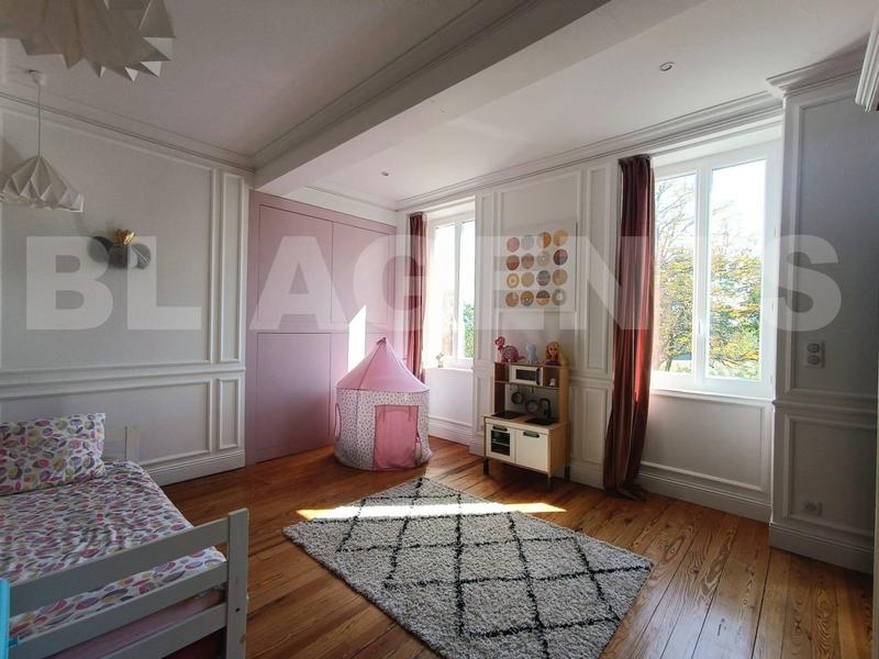 Maison de domaine - 282 m² - 13 pièces