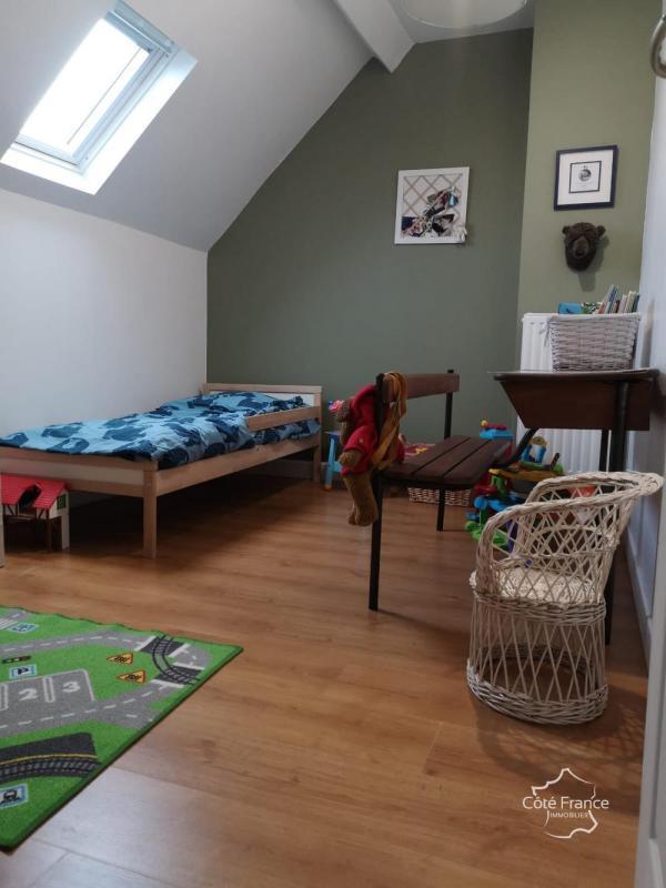 Maison - 210 m² - 10 pièces