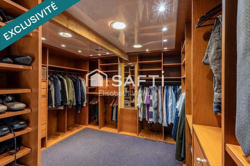 Maison - 292 m² - 6 pièces